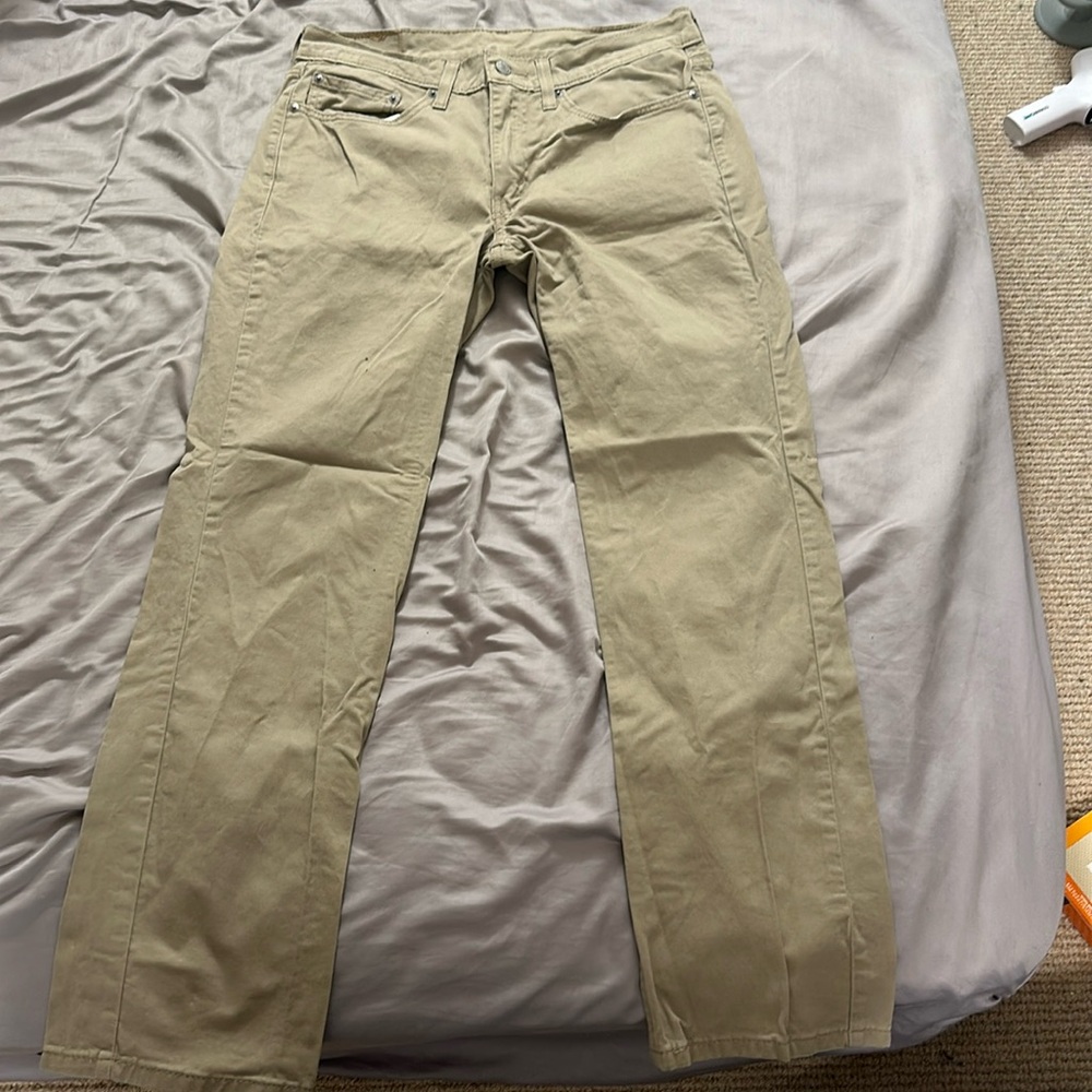 Levi’s jeans 514s in tan